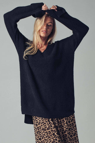 Oversized Knit V-Neck Sweater Tunic Top - Fitkitty Culture Athleisure Wear, Yoga Wear &  Women's Clothing