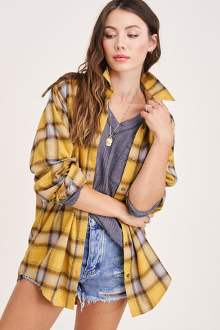 Oversized Plaid Shirt – Your Effortless Style Staple