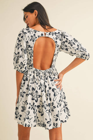 ID8985 FLORAL PRINTED PUFF SLEEVE OPEN BACK MINI DRESS - Fitkitty Culture Athleisure Wear, Yoga Wear &  Women's Clothing