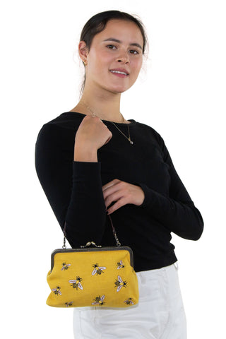 Bee Charm Kisslock Bag – Vintage-Inspired Handbag with Detachable Straps