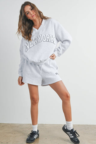 New York V-Neck Sweatshirt