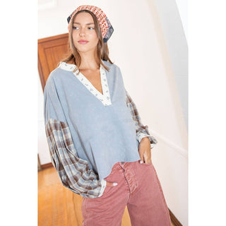 Mineral Washed Floral Trim Plaid Contrast Top