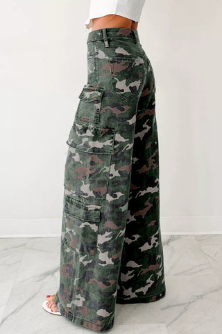 Camo print high waist cargo pants, back view