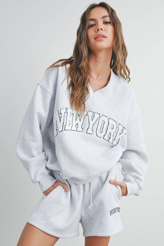 New York V-Neck Sweatshirt