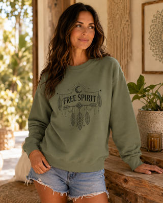 Free Spirit Dreamcatcher Crewneck Sweatshirt - Fitkitty Culture Athleisure Wear, Yoga Wear &  Women's Clothing